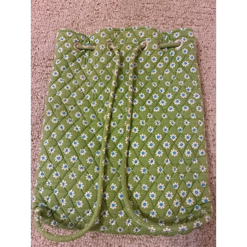 Vera Bradley Vintage Apple Green Floral Paisley Quilt Drawstring Bucket Bag Flaw